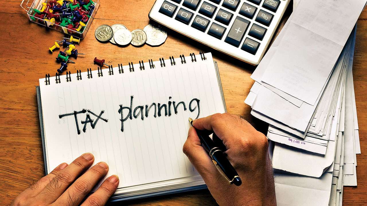 Navigating Tax Seasons: How Professional Planning Impacts Your Bottom Line